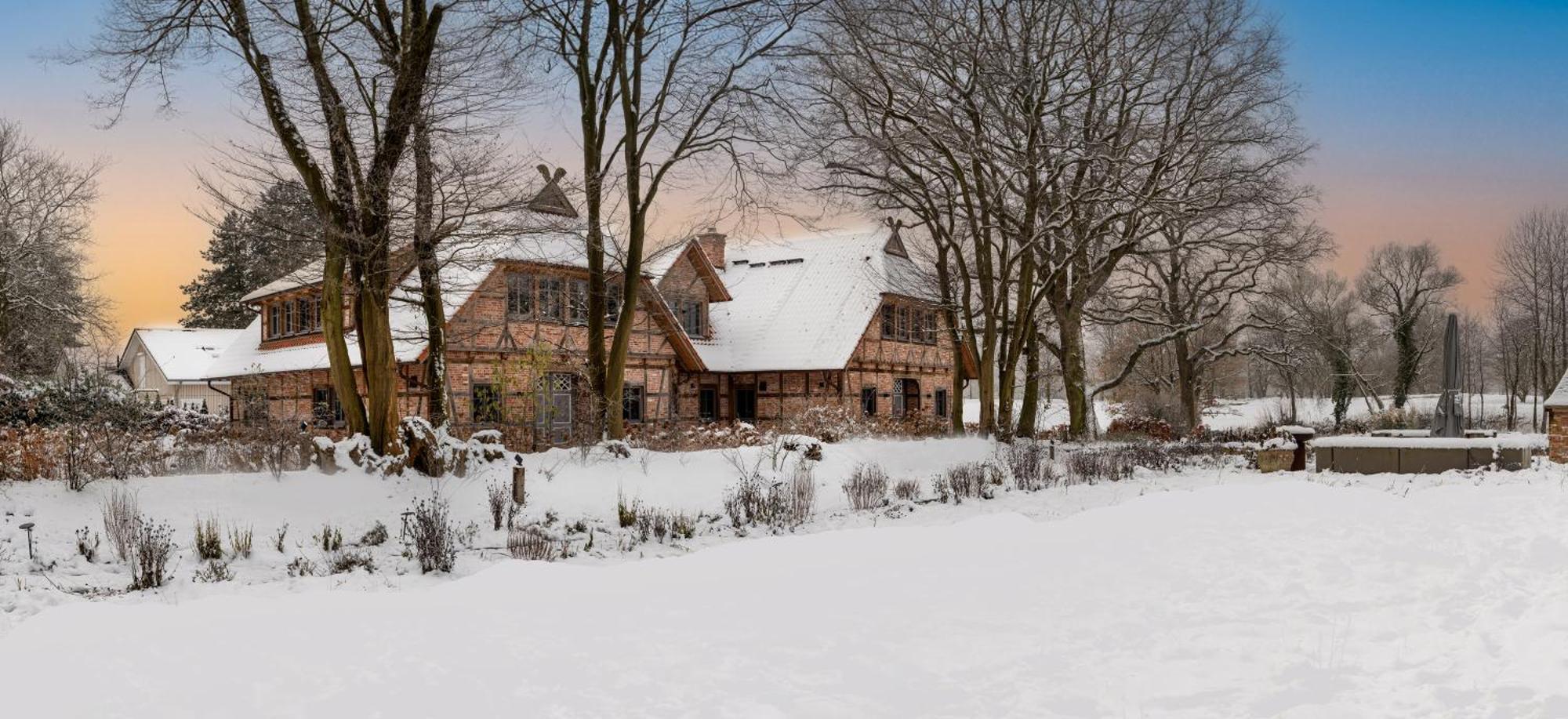 Landhueues Oeverdiek - Luxus Am Golfplatz ティメンドルファー・シュトラント エクステリア 写真